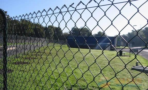 China galvanized chain link fence manufacturer 25m,china pvc coated chain link fence manufacturer
