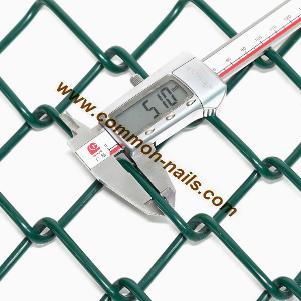 China galvanized chain link fence manufacturer 25m,china pvc coated chain link fence manufacturer
