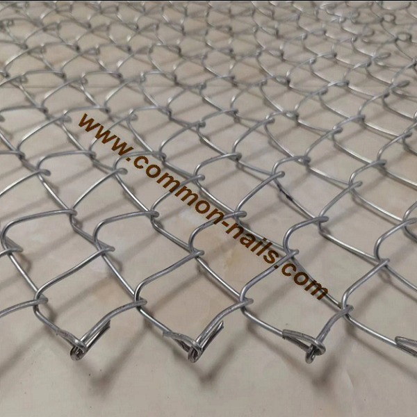 china 40mm x 40mm galvanized chain link fence factory, china 50mm x 50mm galvanized chain link fence factory,china 60mm x 60mm galvanzied chain link fence factory