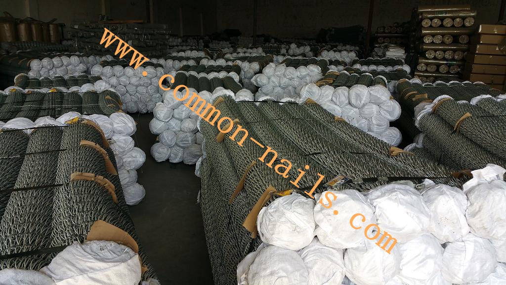 china 40mm x 40mm galvanized chain link fence factory, china 50mm x 50mm galvanized chain link fence factory,china 60mm x 60mm galvanzied chain link fence factory